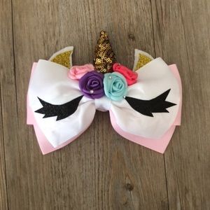 🥇HOST PICK🥇 Bow